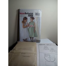 Butterick Sewing Pattern B4438 