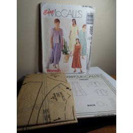 McCalls Sewing Pattern 2207 