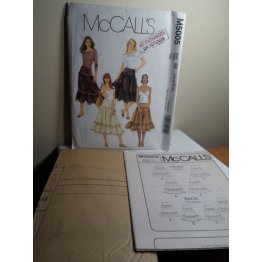 McCalls Sewing Pattern 5005 