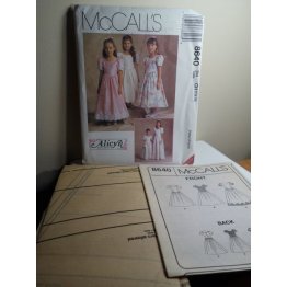 McCalls Sewing Pattern 8640 