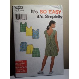 Simplicity Sewing Pattern 820