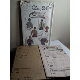 Simplicity Sewing Pattern 7015 