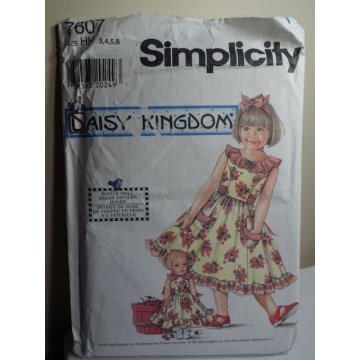 Simplicity Sewing Pattern 7607 