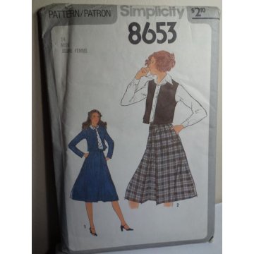 Simplicity Sewing Pattern 8653 
