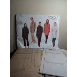 Vogue Sewing Pattern 2472 