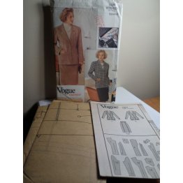 VOGUE Sewing Pattern 7621 