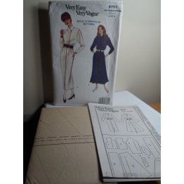 VOGUE Sewing Pattern 8751 